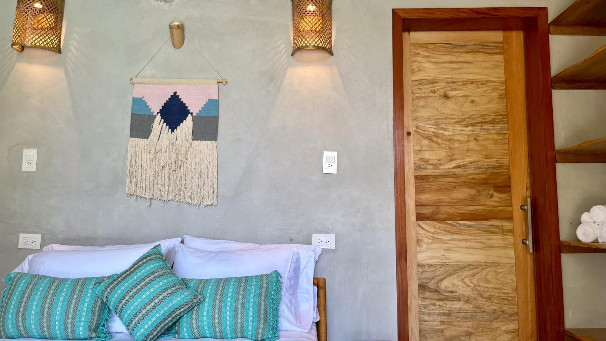 Shanti Surf Camp El Paredón Buena Vista 外观 照片
